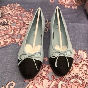 Chanel Women's Blue and Black Ballet Flats